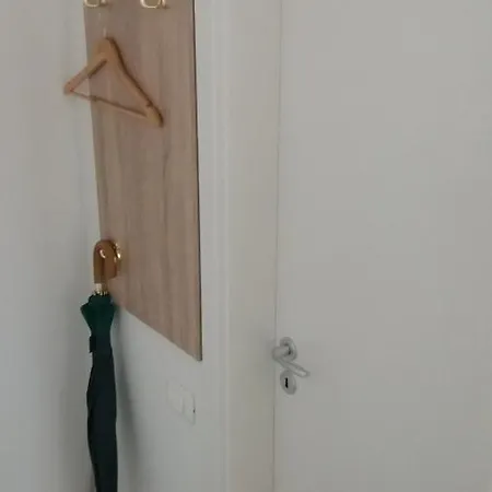 Single Apartment